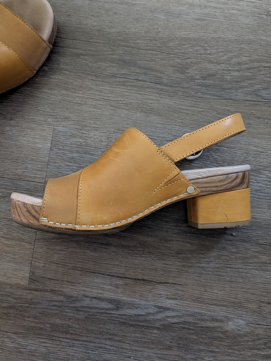 Dansko Shoes - Dansko Madalyn Low Block Heel Leather Slingback Clog in Mustard Yellow